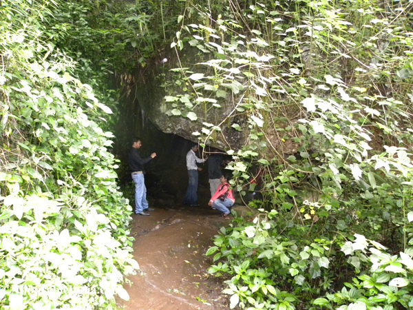 lion Cave